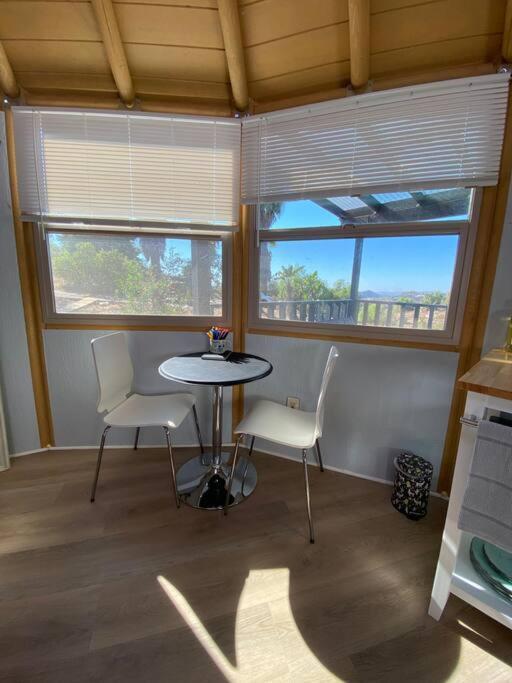 Valley Center Glamping-Sky Dome Yurt-Tiny House-2 By Lavenders Field 빌라 외부 사진