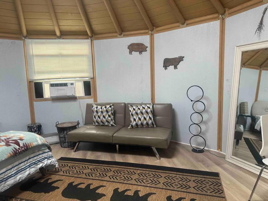 Valley Center Glamping-Sky Dome Yurt-Tiny House-2 By Lavenders Field 빌라 외부 사진