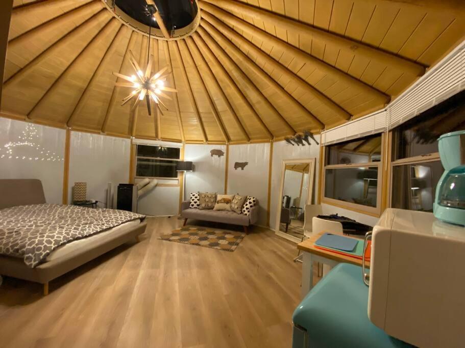 Valley Center Glamping-Sky Dome Yurt-Tiny House-2 By Lavenders Field 빌라 외부 사진